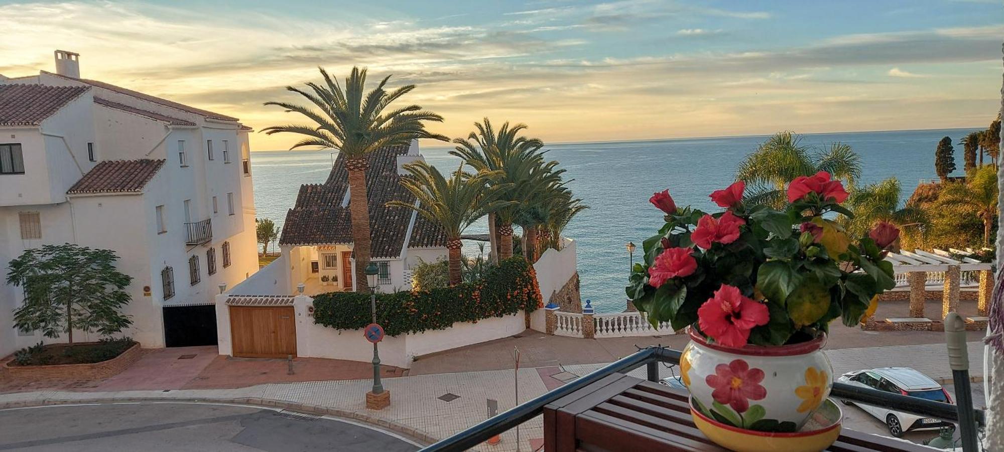 Spectacular Sea Views, 2 Bed,2 Bath Leilighet Nerja Eksteriør bilde