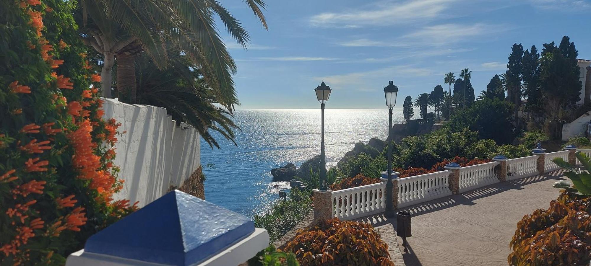 Spectacular Sea Views, 2 Bed,2 Bath Leilighet Nerja Eksteriør bilde